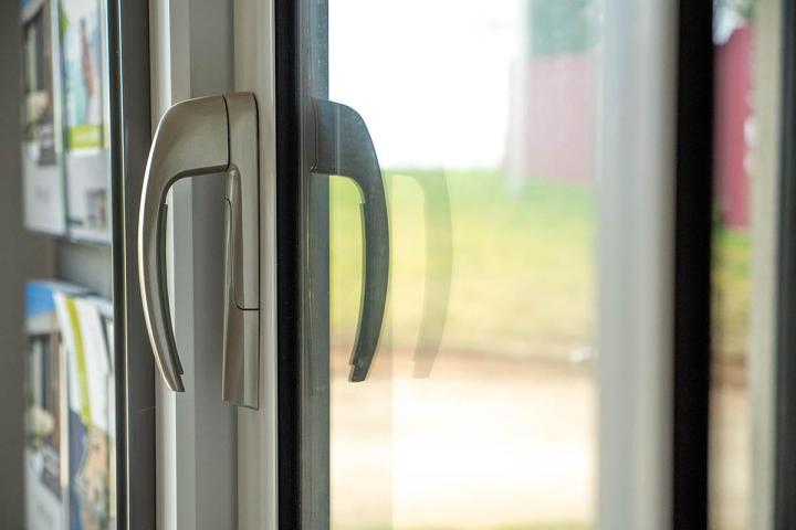 Pose de fenêtres/volets Châlus